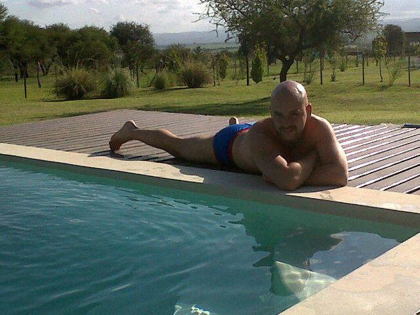 Muscari protagonizó el primer desnudo masculino de la temporada