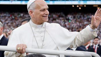 Real Madrid nombró socio de honor al papa León XIV. Real Madrid nombró socio de honor al papa León XIV.