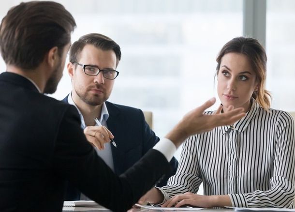 Horóscopo: los signos del zodíaco que están en constante análisis de las personas