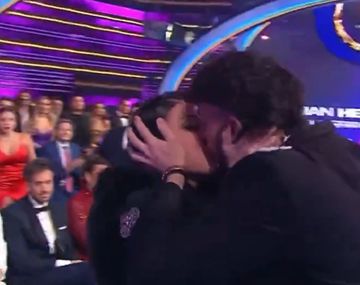 El tremendo beso que Ulises le dio a Chiara tras alzarse con el segundo puesto en GH