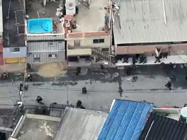 El Comando Vermelho usó uniformes militares para enfrentar a la policía en Río de Janeiro: las imágenes