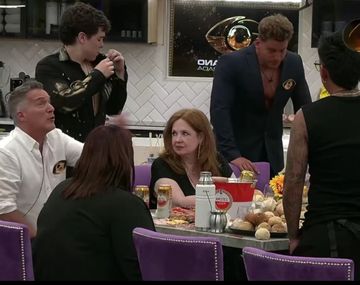 Lo confundían: Eduardo Carrera se pasó de rosca y comparó a Brian Sarmiento con Messi