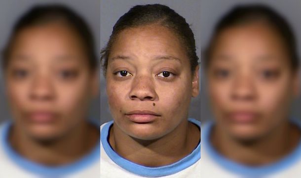 Conmoción en Estados Unidos: empujó a un anciano del colectivo y lo mató