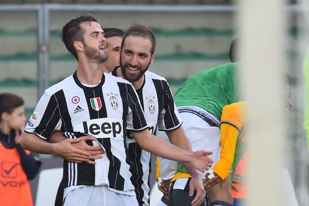 Juventus le ganó al Chievo Verona y se afianzó en la cima de la Serie A.