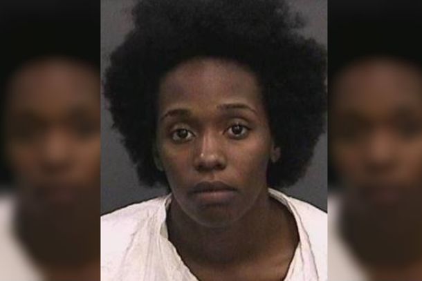 Shakayla Denson será juzgada por&nbsp;homicidio premeditado en primer grado y abuso infantil agravado.