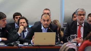 funcionarios de economia defienden el proyecto de presupuesto 2016 en diputados funcionarios de economia defienden el proyecto de presupuesto 2016 en diputados