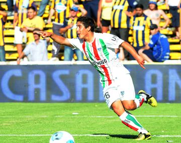 Vélez goleaba a Rosario Central pero se relajó y terminó sufriendo