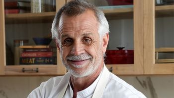Preocupación por Christian Petersen: qué dice el parte médico del Hospital Alemán Preocupación por Christian Petersen: qué dice el parte médico del Hospital Alemán
