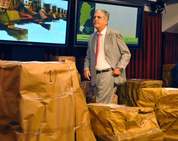 Cuatro grupos de empresas buscan construir dos represas