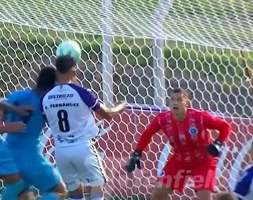 Un jugador sufrió una escalofriante lesión