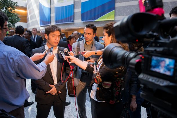 Kicillof se entusiasma con su primera candidatura y se mete en la pelea porteña