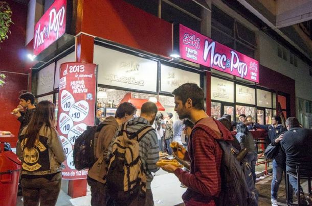 Sueldos impagos y maltrato laboral en una reconocida cadena de comidas rápidas