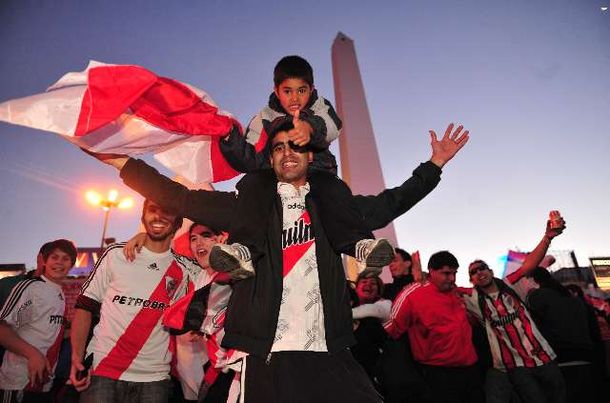 El festejo millonario llegó hasta el Obelisco