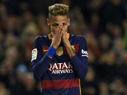 A un mes del Mundial, Neymar enfrenta un juicio por corrupción