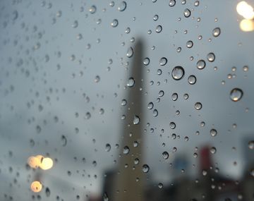 Por el intenso calor volvieron los cortes de luz y se esperan lluvias