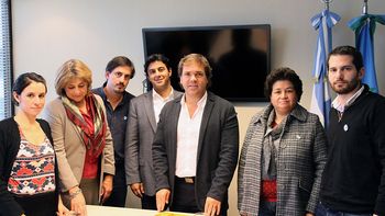 la provincia llama al dialogo a los docentes para el miercoles la provincia llama al dialogo a los docentes para el miercoles