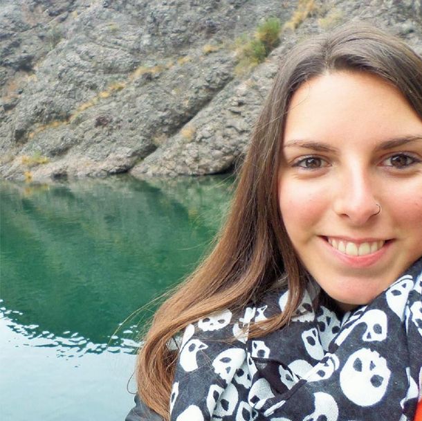 Una chica se tiró de un taxi por temor a ser violada