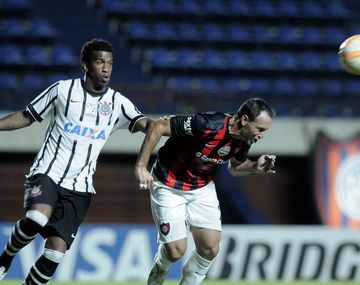 San Lorenzo perdió frente al Corinthians en su cancha