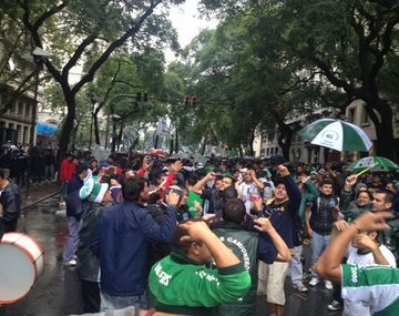 Camioneros bloquea un centro mayorista en Córdoba