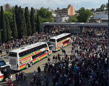 Lanús y una chance irrepetible: el fervor del viaje previo a la final de la Sudamericana
