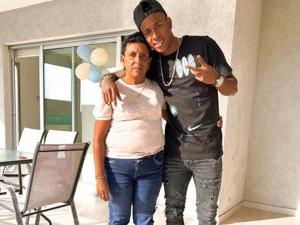 El polémico mensaje de Villa en el día de su cumpleaños: El lobo siempre será malo...