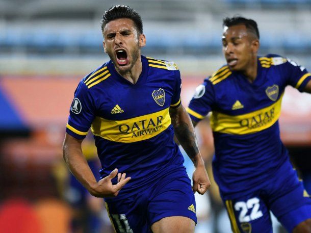 Cómo está el mano a mano entre Boca y Racing por la Copa Libertadores