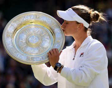 Barbora Krejcikova se coronó en Wimbledon. Foto: @Wimbledon