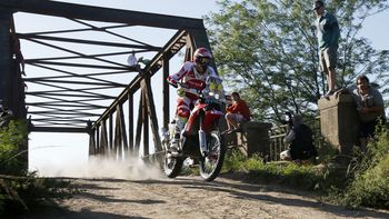 barreda bort se quedo con la segunda etapa del dakar en motos barreda bort se quedo con la segunda etapa del dakar en motos