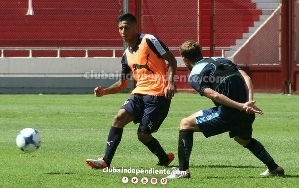 El choque entre Independiente y Temperley se jugó en Avellaneda