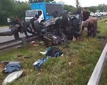 Impresionante choque y vuelco en Panamericana: cinco heridos