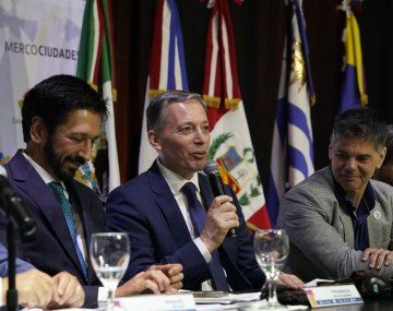 Fernando Gray asumió la presidencia de Mercociudades