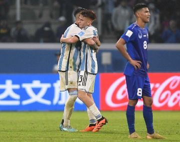 Argentina derrotó 2-1 a Uzbekistán y comenzó con el pie derecho en el Mundial Sub-20