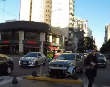 Villa Crespo: se subió a la plazoleta Osvaldo Pugliese y dejó tres heridos