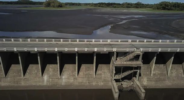 El gobierno uruguayo destina 40 millones de dólares adicionales a obras para paliar la crisis del agua.