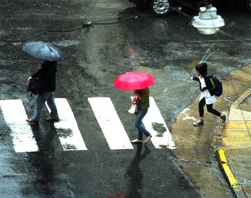 Renuevan el alerta por tormentas severas y caída de granizo