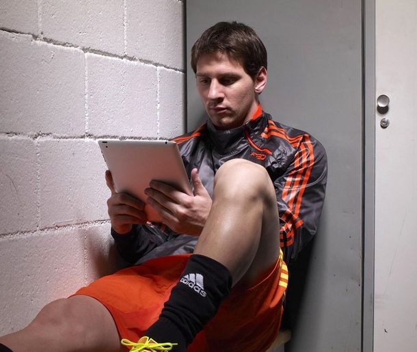 ¿Messi le pagará 30 mil pesos a quien maneje su cuenta de Twitter?