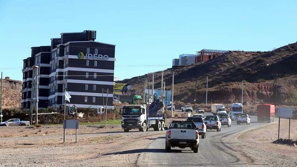 Vaca Muerta por dentro: el negocio inmobiliario y la ciudad que se triplica Vaca Muerta por dentro: el negocio inmobiliario y la ciudad que se triplica