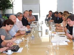 Eduardo Sileoni, paritaria docente Eduardo Sileoni, paritaria docente