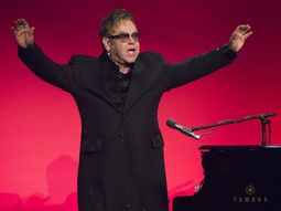 elton john pidio hacer santo al papa francisco elton john pidio hacer santo al papa francisco