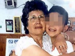 la ataco con un hachazo en la cabeza, penso que estaba muerta y se suicido la ataco con un hachazo en la cabeza, penso que estaba muerta y se suicido