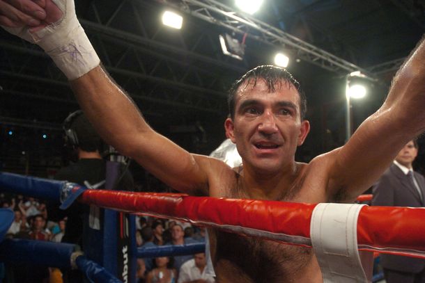 Narváez dio una cátedra en la mejor pelea de su carrera y retuvo su título
