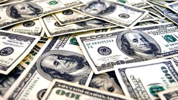 el dolar negro y el oficial cerraron el lunes sin cambios el dolar negro y el oficial cerraron el lunes sin cambios