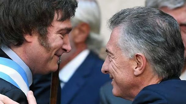 Javier Milei mandó a Santiago Caputo a reunirse con Macri tras su queja por las milanesas