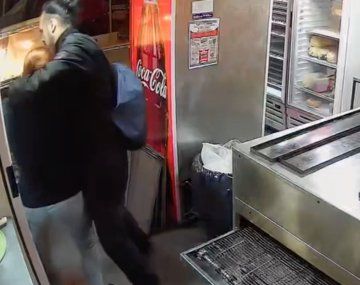 Contenido sensible: brutal intento de femicidio en una pizzería de Núñez