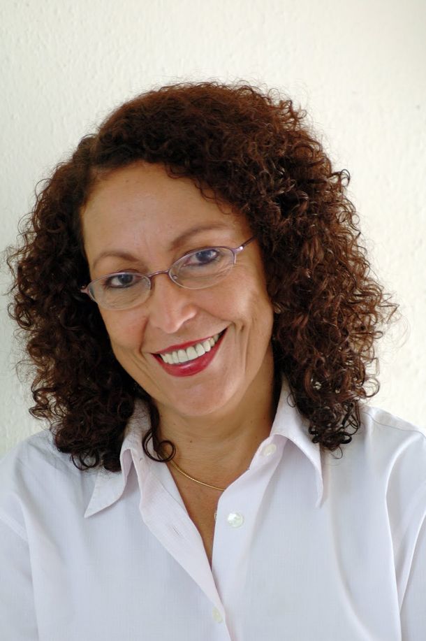 Adiós,  Chávez nuestro