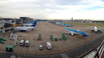 aeroparque y ezeiza, vacios por el #parodetransporte aeroparque y ezeiza, vacios por el #parodetransporte