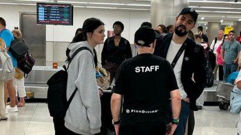 abel pintos llego a miami para cantar en la presentacion de lionel messi abel pintos llego a miami para cantar en la presentacion de lionel messi
