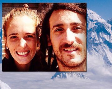 Ezequiel Ratti y Camila Lavalle, dos de los argentinos desaparecidos en medio de la catástrofe.