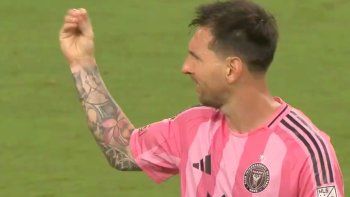Los gestos de Lionel Messi a los hinchas de Inter Miami. Los gestos de Lionel Messi a los hinchas de Inter Miami.