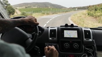 Los turistas que vacacionen en Uruguay tendrán la posibilidad de pagar con Pase Turista o directamente en las cabinas de peaje por una tarifa mayor. Los turistas que vacacionen en Uruguay tendrán la posibilidad de pagar con Pase Turista o directamente en las cabinas de peaje por una tarifa mayor.